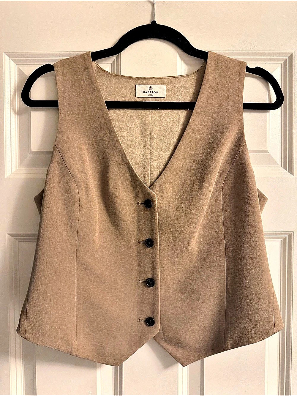 Aritzia Babaton V-Neck Button Front Vest in Sundried Olive Like New